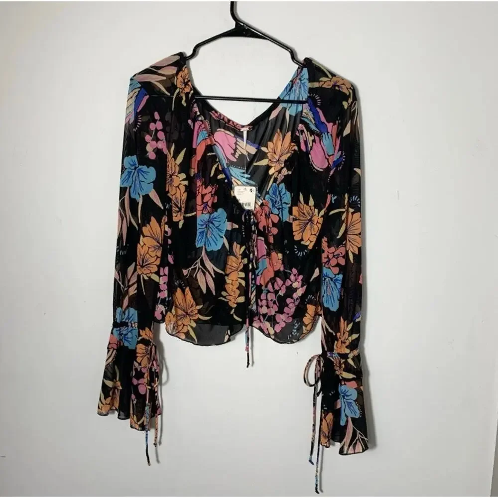 NWT! #394 FREE PEOPLE Of Paradise Bell Sleeves Black Floral Print M